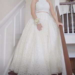 Prom dress